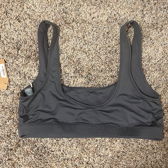 Skims Swim Tank Bikini Top - Picture 2 of 3
